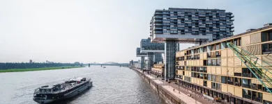 Unternehmen 100 Bild IRIS BAUMANN - IMMOBILIENMAKLER RHEINAUHAFEN KÖLN Raumausstatter, Innenausstatter am Köln NW