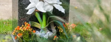 Unternehmen 2 Bild JOERIßEN GRABMALE GMBH Service & Dienstleistung am Wegberg NW