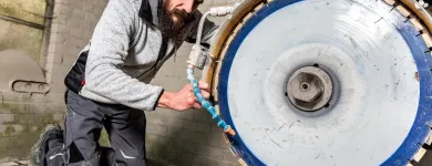 Unternehmen 10 Bild KNEETEK KLAUS BACHMANN SCHUTZBEKLEIDUNG KÖLN Produktion und Vertrieb von Textil/Bekleidung am Köln NW