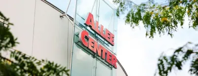 Unternehmen 8 Bild MEIN FOTOSTUDIO EKZ ESSEN GMBH & CO. KG Tv, Hi-Fi, Film, Foto, Dienstleistungen am Essen NW