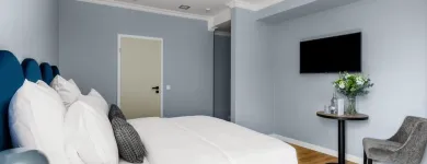 Unternehmen 3 Bild NUMA | ARTOL ROOMS & APARTMENTS Reisen am Düsseldorf NW