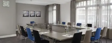 Unternehmen 11 Bild REICHSHOF HAMBURG, CURIO COLLECTION BY HILTON Reisen am Hamburg HH