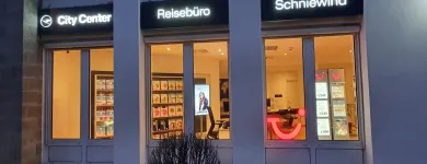 Unternehmen 4 Bild REISEBÜRO SCHNIEWIND LUFTHANSA CITY CENTER Reiseunternehmen, Verkehrsbetrieb am Köln NW