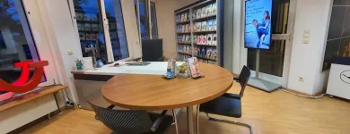 Unternehmen 6 Bild REISEBÜRO SCHNIEWIND LUFTHANSA CITY CENTER Reiseunternehmen, Verkehrsbetrieb am Köln NW