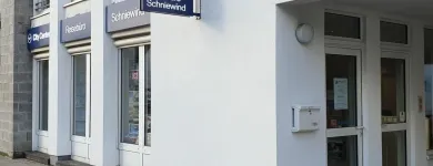 Unternehmen 10 Bild REISEBÜRO SCHNIEWIND LUFTHANSA CITY CENTER Reiseunternehmen, Verkehrsbetrieb am Köln NW