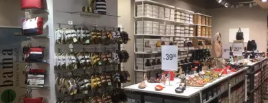 Unternehmen 10 Bild RENO Taschen und Koffer Shop am Stuttgart BW