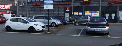 Unternehmen 8 Bild RENO Taschen und Koffer Shop am Bielefeld NW