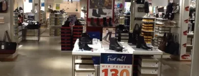 Unternehmen 12 Bild RENO Taschen und Koffer Shop am Bielefeld NW