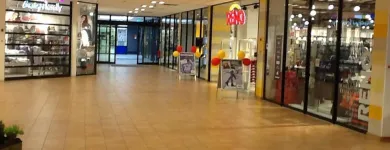 Unternehmen 17 Bild RENO Taschen und Koffer Shop am Bielefeld NW