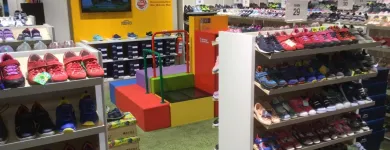 Unternehmen 6 Bild RENO Taschen und Koffer Shop am Stuttgart BW