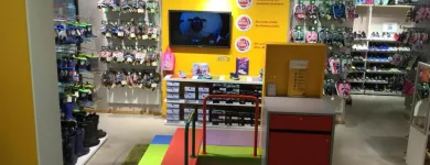 Unternehmen 6 Bild RENO Taschen und Koffer Shop am Bielefeld NW