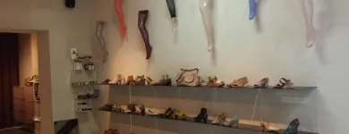 Unternehmen 1 Bild SCHUHBAR BERLIN SCHUHLADEN Schuhe Einzelhandel am Berlin BE