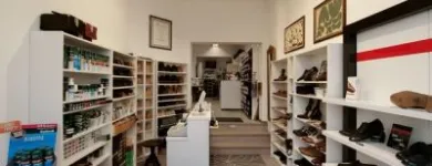 Unternehmen 5 Bild SCHUHMACHEREI BAUMBACH Service & Dienstleistung am Wiesbaden HE