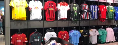 Unternehmen 13 Bild SPORTSCHECK KÖLN Textil, Bekleidung Einzelhandel am Köln NW