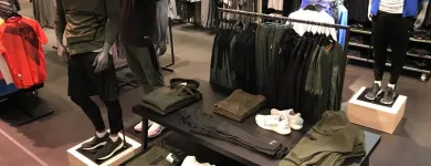 Unternehmen 3 Bild SPORTSCHECK KÖLN Textil, Bekleidung Einzelhandel am Köln NW