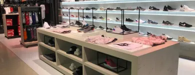 Unternehmen 4 Bild SPORTSCHECK KÖLN Textil, Bekleidung Einzelhandel am Köln NW