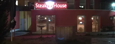 Unternehmen 4 Bild STEAK HOUSE GIOVANNI 1978 GMBH - ABHOL- UND LIEFERSERVICE VON 11-20 UHR Steakhäuser am Berlin BE