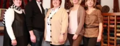 Unternehmen 1 Bild TEPPICHWÄSCHEREI UND KUNSTKNÜPFEREI WERNER HEYDUCK Teppichreinigung, Polstermöbelreinigung am Köln NW