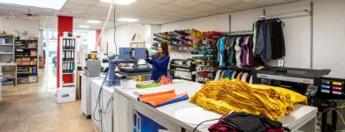 Unternehmen 44 Bild WERBE-WERKSTATT BEATE STANEK - DIGITALDRUCK & STICKEREI KÖLN Werbung am Köln NW