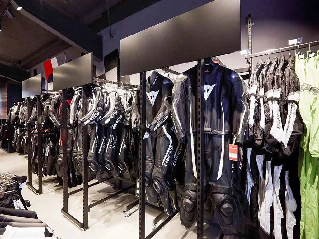 Unternehmen 8 Bild ABHOLSTATION POLO MOTORRAD STORE ESSEN