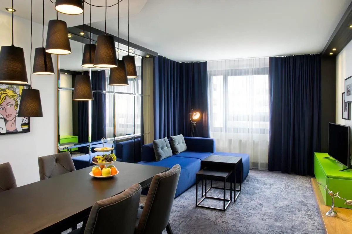 Unternehmen 43 Bild HOLIDAY INN STUTTGART