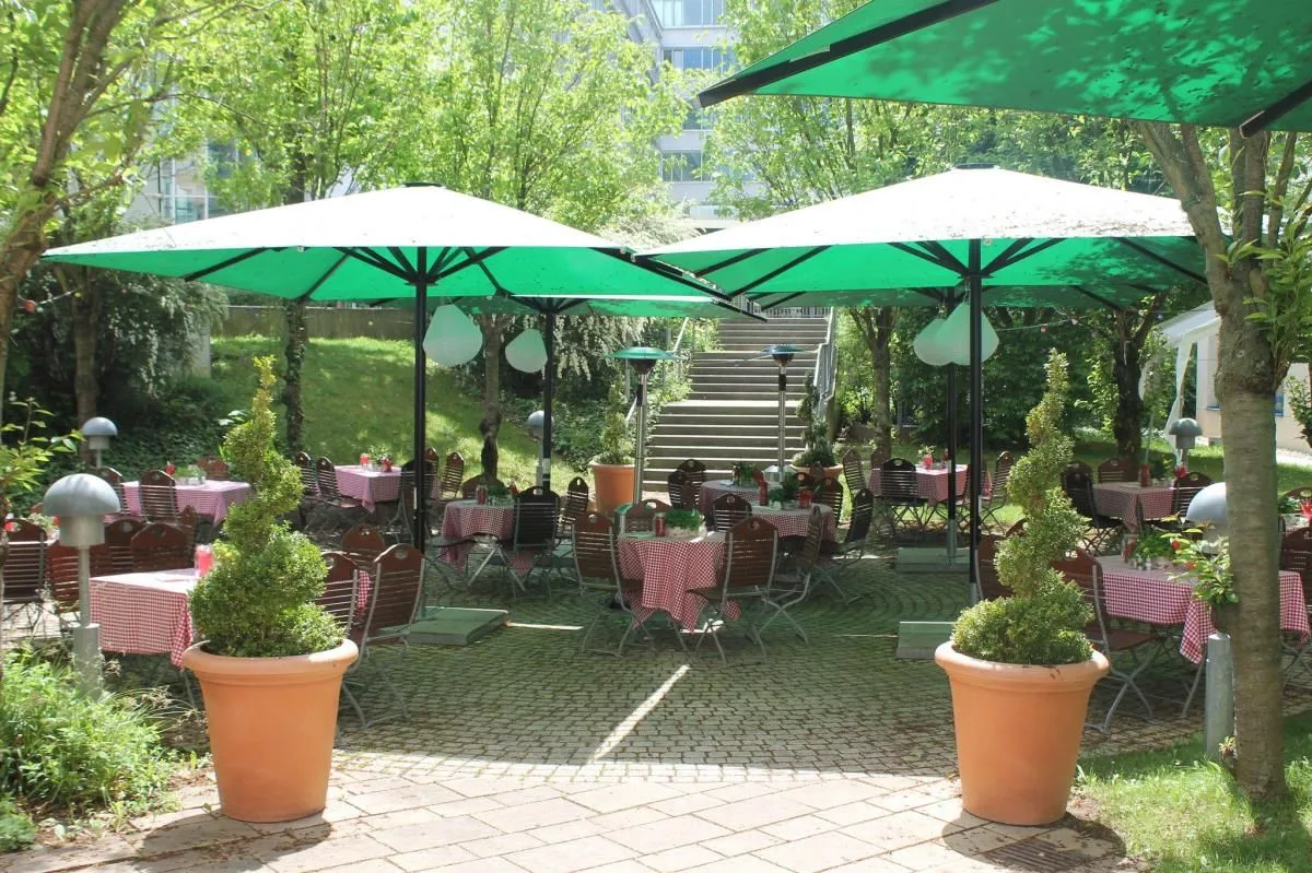 Unternehmen 49 Bild HOLIDAY INN STUTTGART