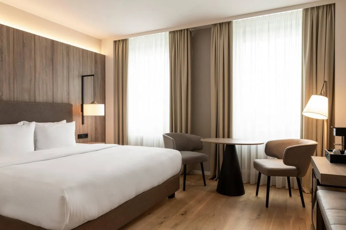 Unternehmen 4 Bild AC HOTEL BY MARRIOTT BERLIN HUMBOLDTHAIN PARK