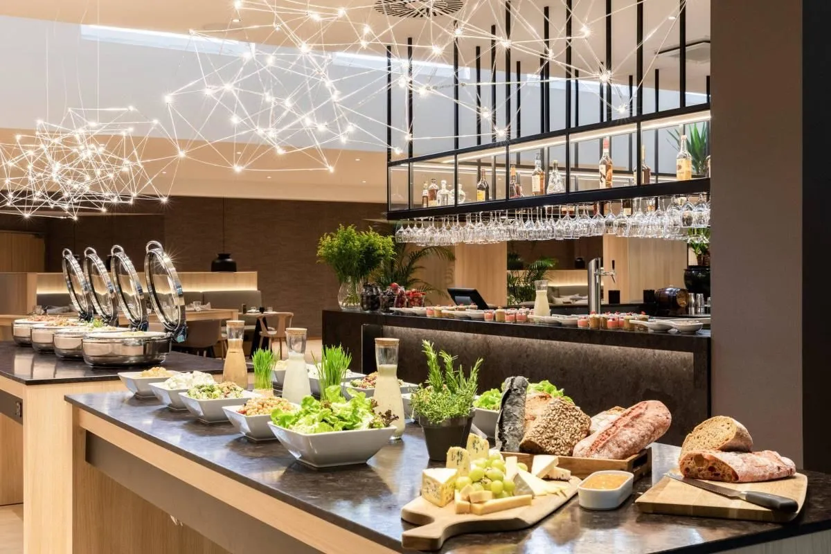 Unternehmen 10 Bild AC HOTEL BY MARRIOTT BERLIN HUMBOLDTHAIN PARK