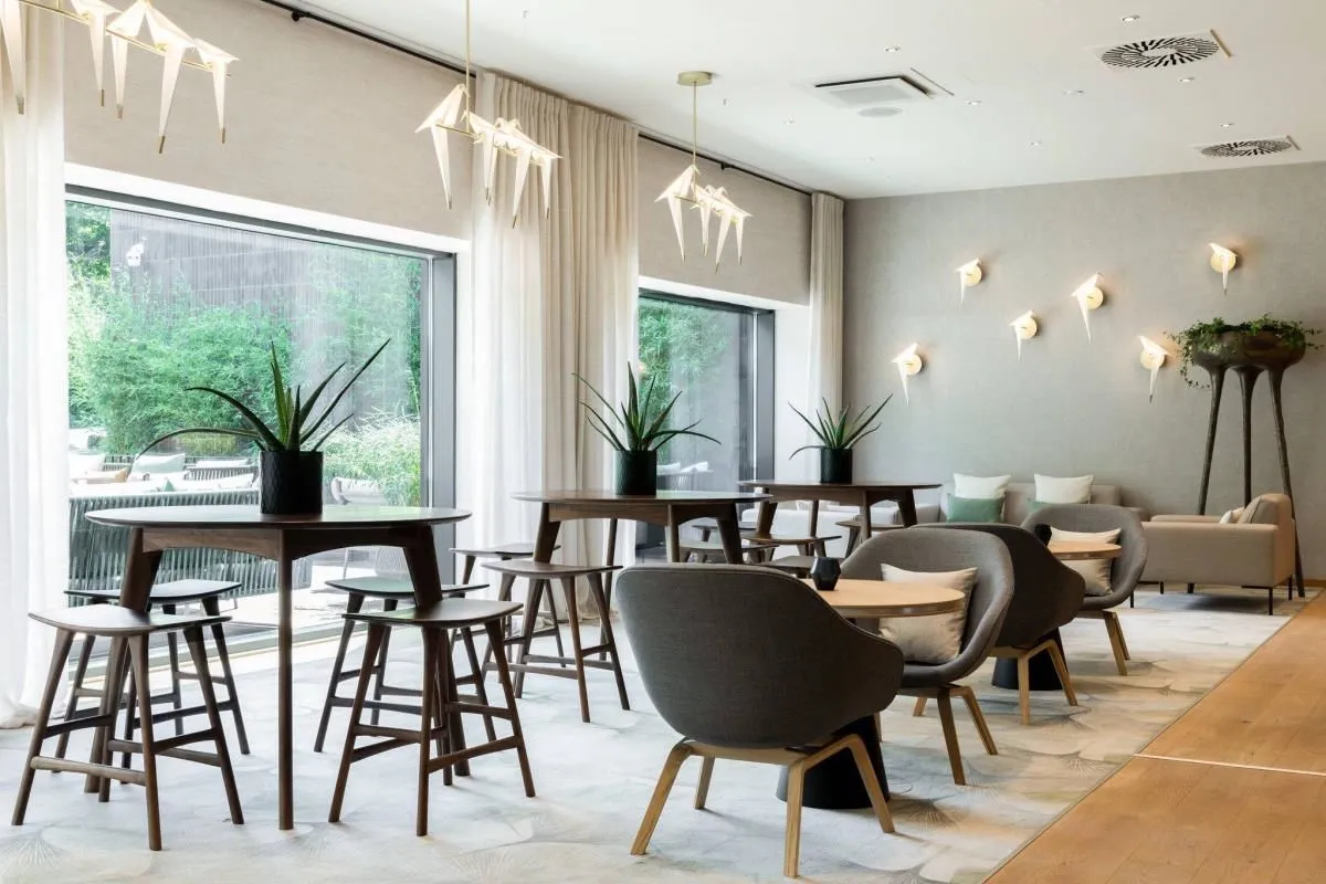 Unternehmen 34 Bild AC HOTEL BY MARRIOTT BERLIN HUMBOLDTHAIN PARK