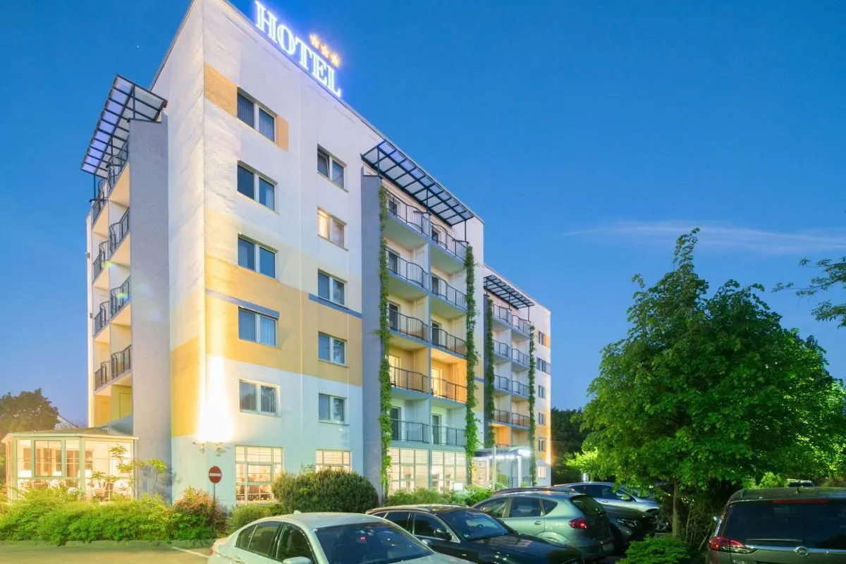 Unternehmen 16 Bild BEST WESTERN HOTEL WINDORF