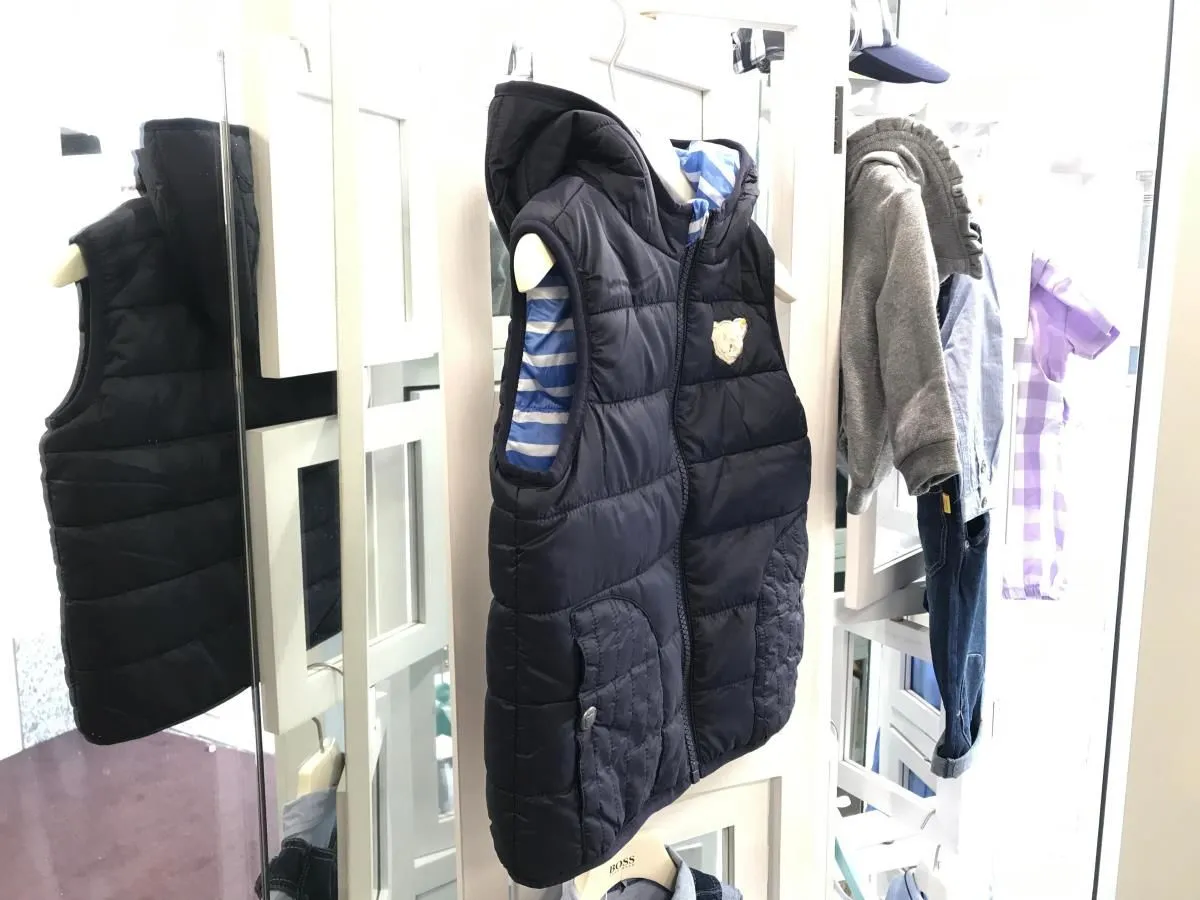 Unternehmen 8 Bild BABY UND KINDERBEKLEIDUNG - CARMELA E I PICCOLI