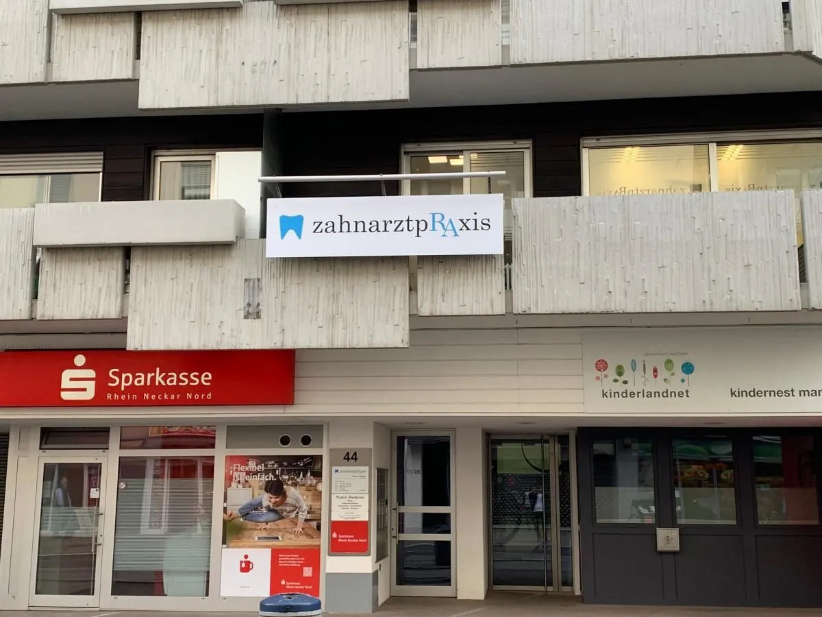 Unternehmen 15 Bild ZAHNARZTPRAXIS RUZANNA ABAJYAN