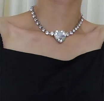 Unternehmen 23 Bild HCMODESCHMUCK