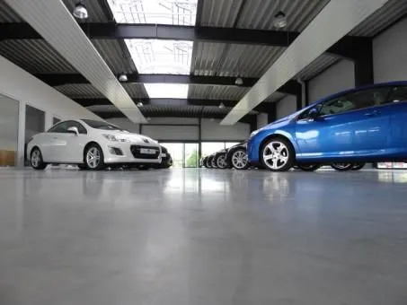 Unternehmen 9 Bild REFFGEN & SCHMUCK AUTOMOBILE GMBH