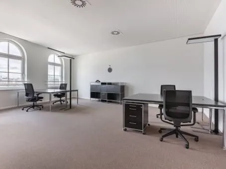 Unternehmen 7 Bild SIGNATURE - HAMBURG, JUNGFERNSTIEG