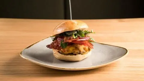 Unternehmen 27 Bild HENSEL BURGER