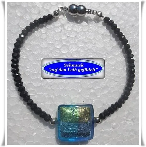 Unternehmen 3 Bild SCHMUCK AUF DEN LEIB GEFÄDELT ALTENA BIRGIT SCHMIDT