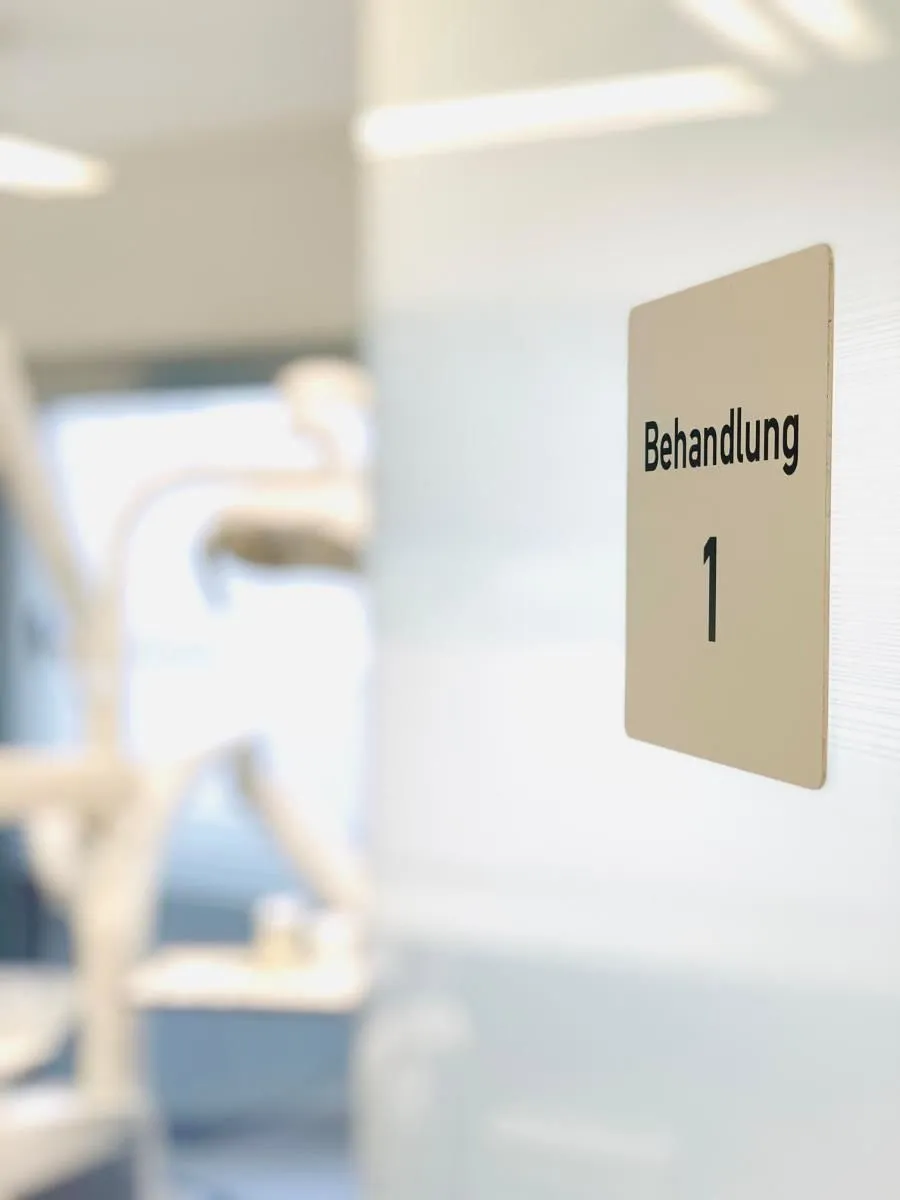 Unternehmen 18 Bild ZAHNARZTPRAXIS RUZANNA ABAJYAN