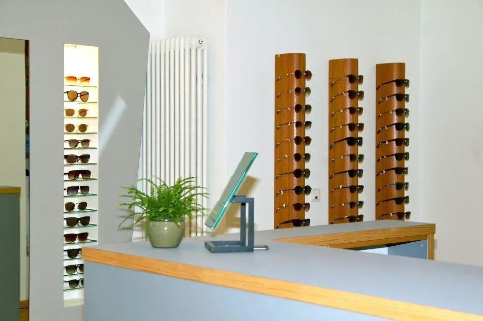 Unternehmen 3 Bild BRILLE AM KOLLWITZPLATZ BRILLE 160 OPTIKGESCHÄFT GMBH