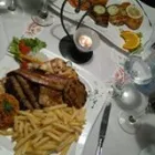 RESTAURANT 11 B